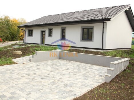 Novostavba rodinného domu ve Staříči 4kk s terasou, zahradou a zpevněným stáním pro 2 auta