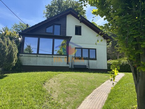 Exkluzivně nabízíme k pronájmu rodinný dům v obci Čeladná