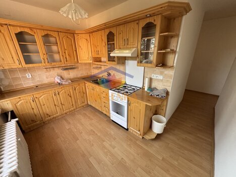 Pronájem bytu 3+1 s balkónem na ul. 17. Listopadu